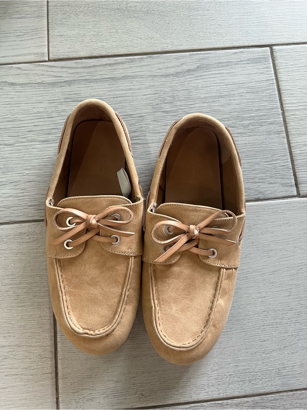 Universal Thread Women's Suede Boat Shoes in Light Brown